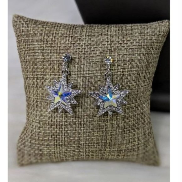 Crystal Star Necklace Set - Picture 3 of 6